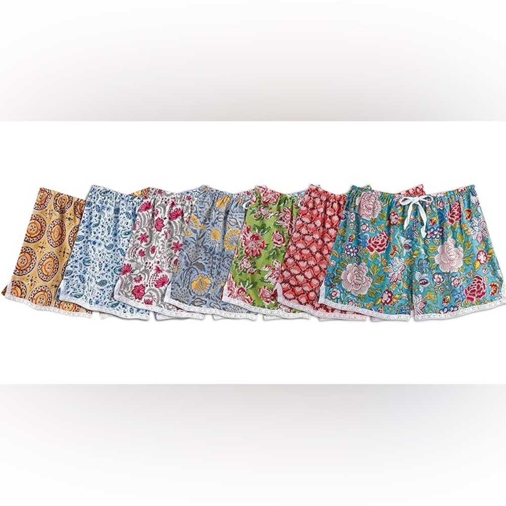 Women’s High Waist Floral Print Shorts - Multicolor